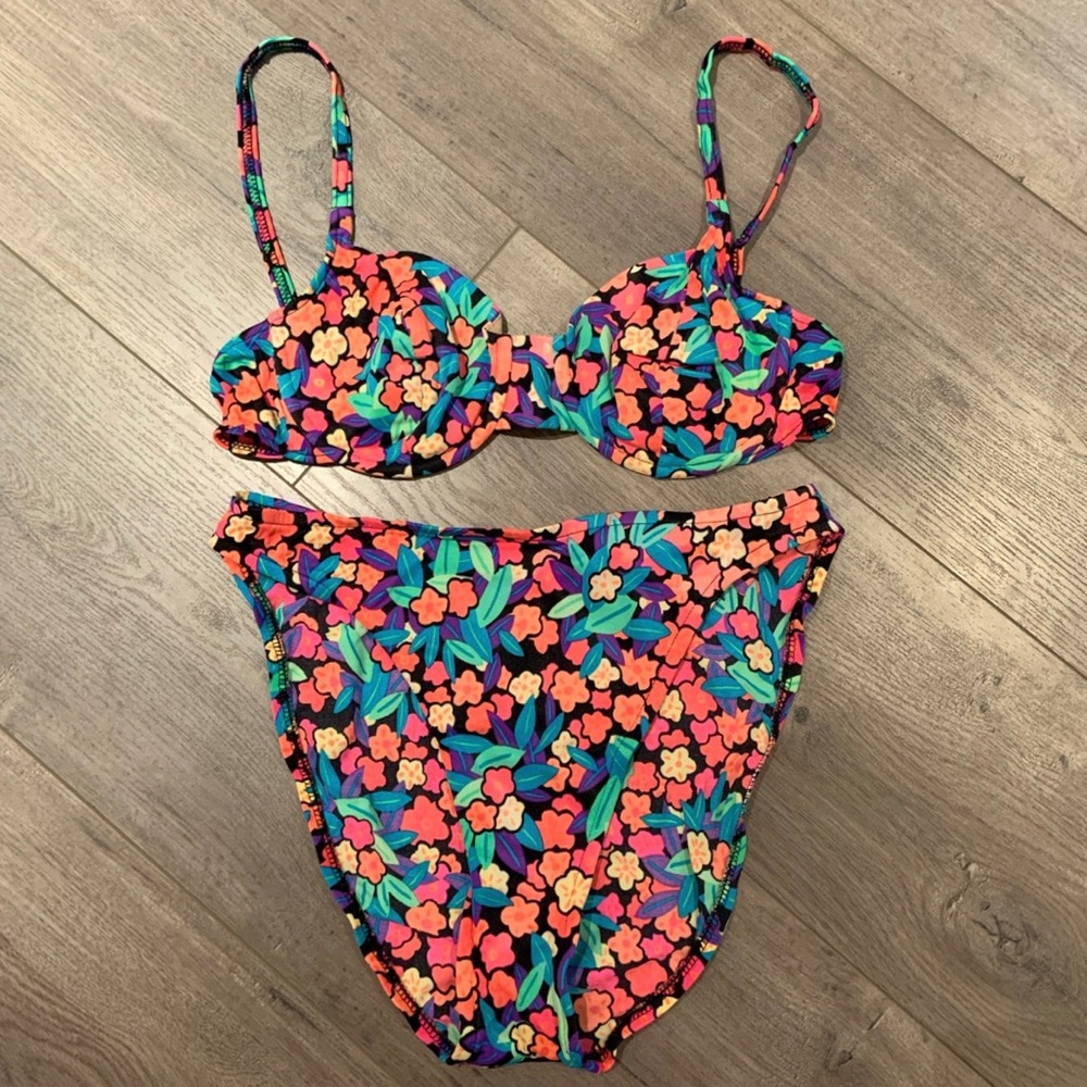 Vintage 90’s bikini